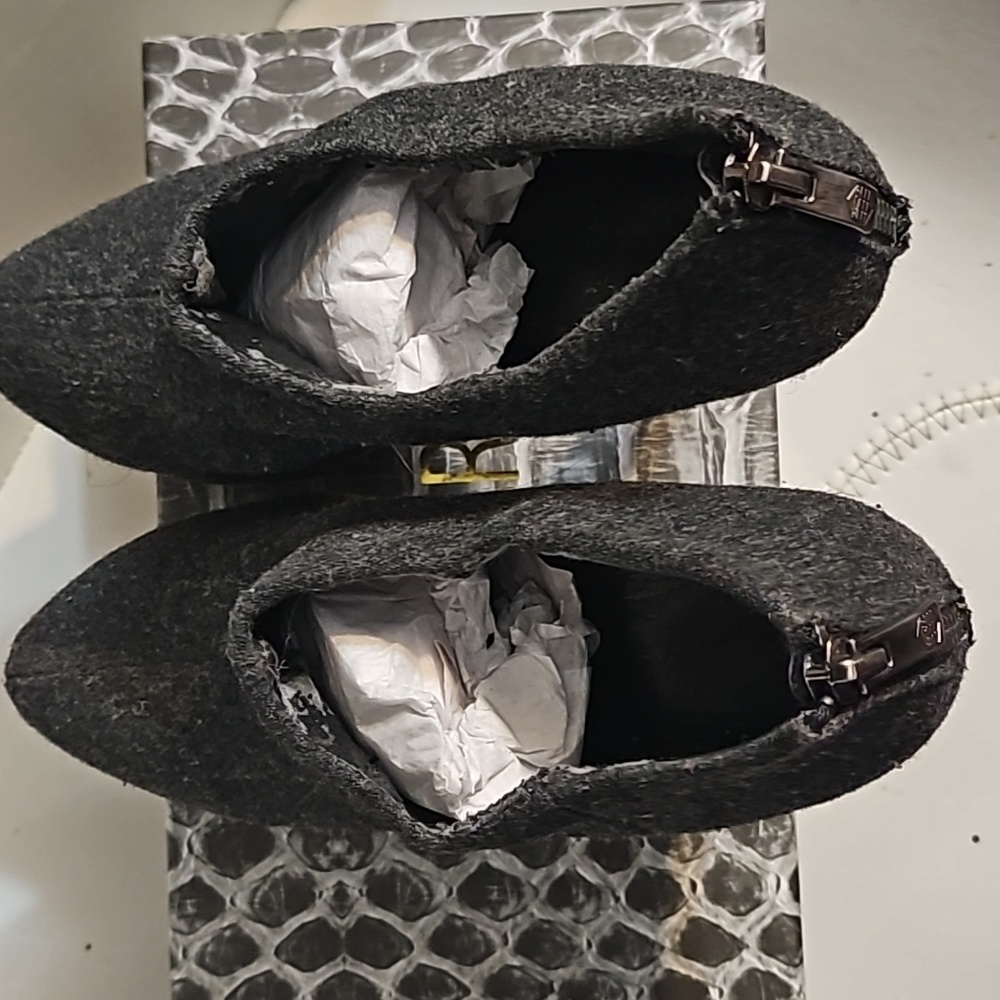 Booties - Picture 5 of 6